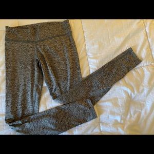 Victoria Secret PINK leggings. Size small.